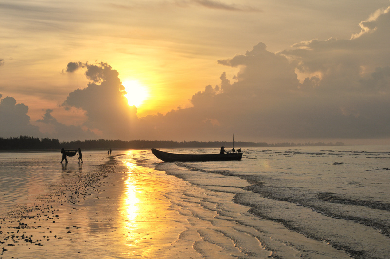 Làng biển Vạn Vĩ